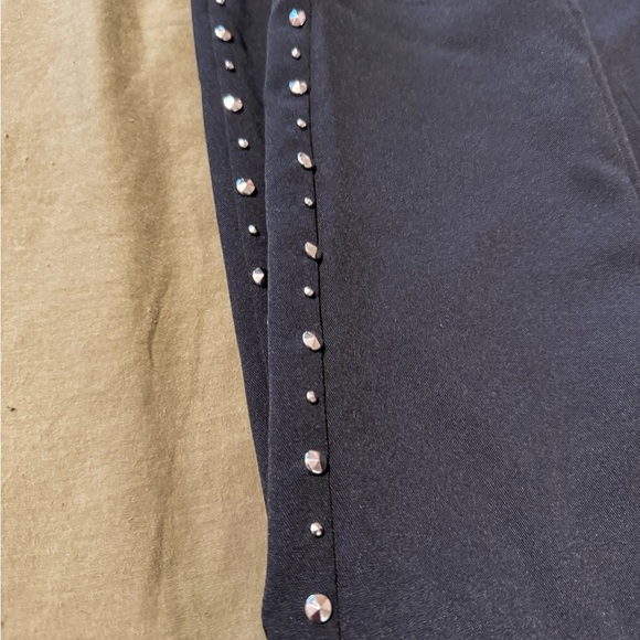 Bedazzled high waisted dress pants - Picture 3 of 4